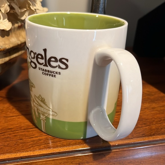 Starbucks mug in excellent condition.  Los Angeles. Bundle to save - Picture 3 of 6